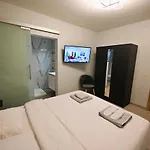 Cesar Palace מלון