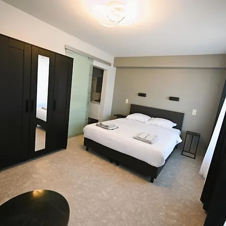 Cesar Palace * Ostend